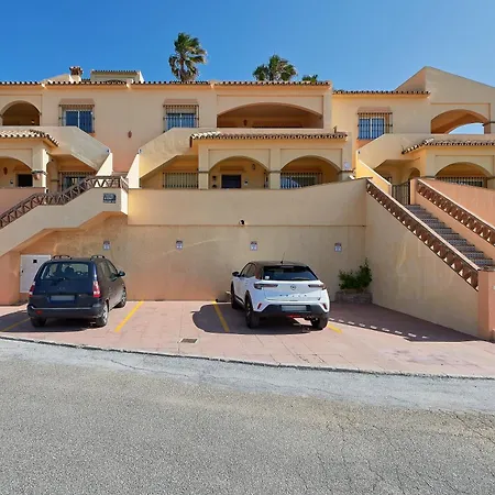 Marina Iv Relax & Unwind With Sea Views, Pools & Bbq Beachfront In Mijas Costa & Fuengirola