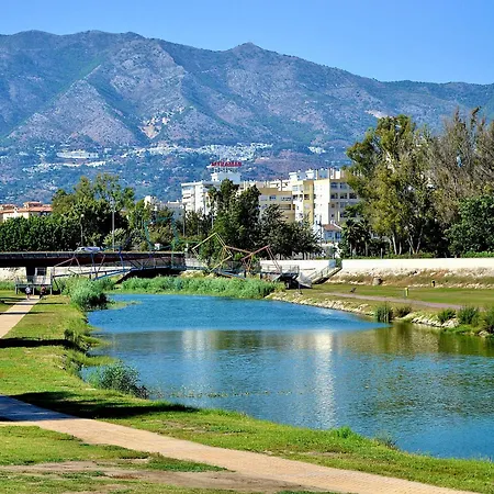 Marina Iv Relax & Unwind With Sea Views, Pools & Bbq Beachfront In Mijas Costa & Fuengirola Apartment El Faro