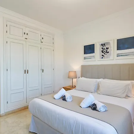 Apartment Marina Iv Relax & Unwind With Sea Views, Pools & Bbq Beachfront In Mijas Costa & Fuengirola
